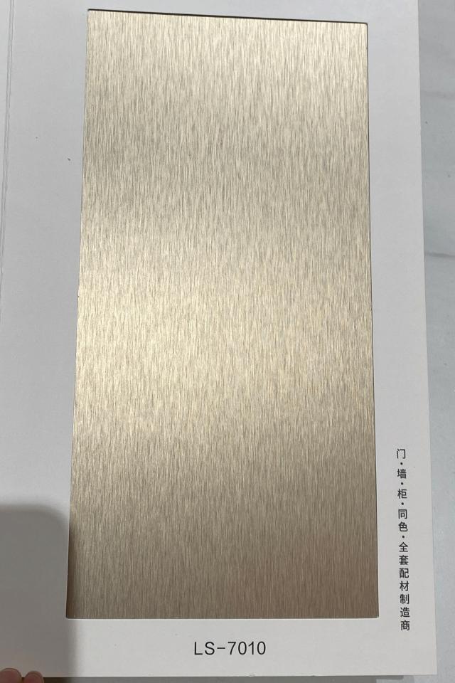 ľ13291582126_02.jpg